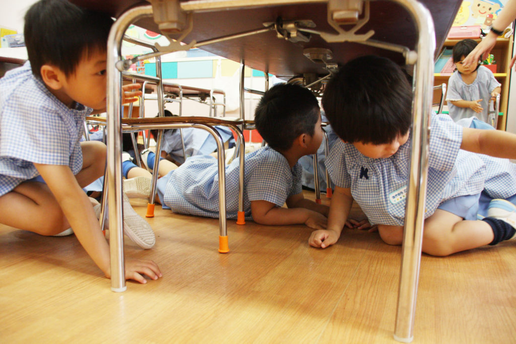 âå°éé¿é£-3